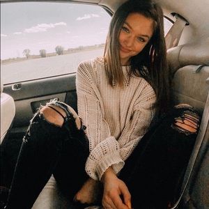 Meet your Posher, Ella